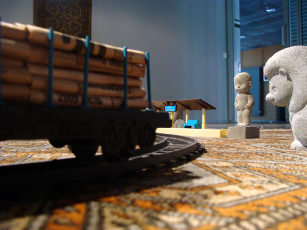 "The circle of the Past, Present and the Power". Installation: concrete, toys, carpet. 2010